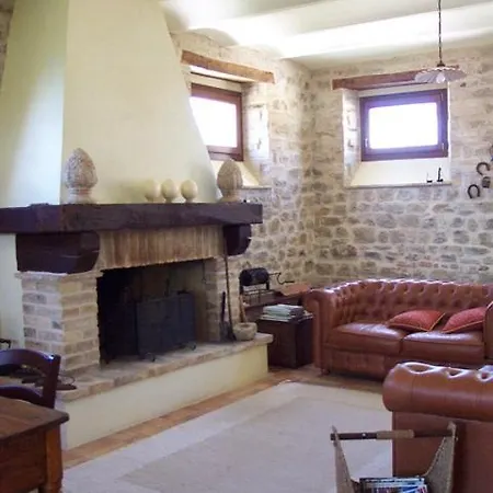 Landhaus Country House La Querceta Di Marnacchia Amandola