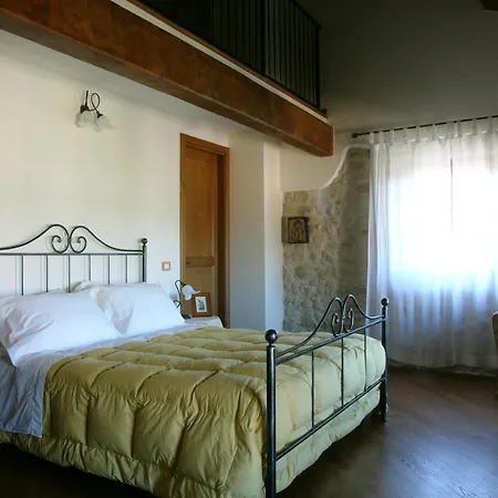 Country House La Querceta Di Marnacchia *