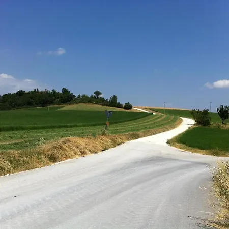 Country House La Querceta Di Marnacchia * Amandola